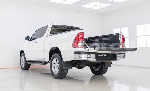 Buy Used Toyota Hiluxe Revo White Car in Bangkok in Bangkok Buy Used Toyota Hiluxe Revo White Car in Bangkok in Bangkok