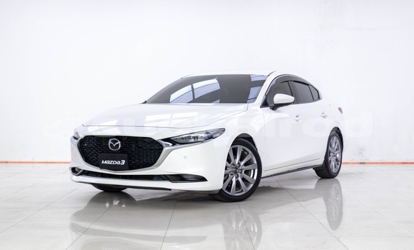 ซื้อ รถมือสอง Mazda 3 ขาว รถยนต์ ใน %{เมือง} ใน กรุงเทพมหานคร