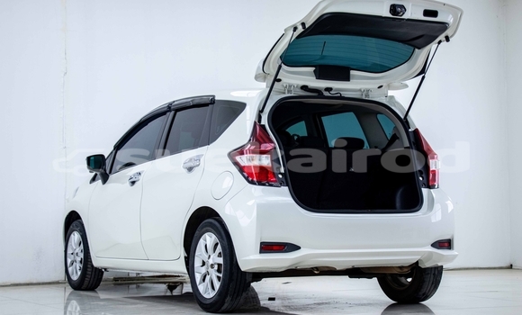 ซื้อ รถมือสอง Nissan Note ขาว รถยนต์ ใน %{เมือง} ใน กรุงเทพมหานคร ซื้อ รถมือสอง Nissan Note ขาว รถยนต์ ใน %{เมือง} ใน กรุงเทพมหานคร