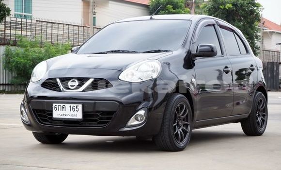 ซื้อ รถมือสอง Nissan March สีดำ รถยนต์ ใน %{เมือง} ใน กรุงเทพมหานคร