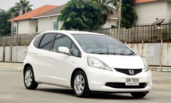 ซื้อ รถมือสอง Honda Jazz ขาว รถยนต์ ใน %{เมือง} ใน กรุงเทพมหานคร ซื้อ รถมือสอง Honda Jazz ขาว รถยนต์ ใน %{เมือง} ใน กรุงเทพมหานคร