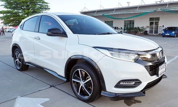 ซื้อ รถมือสอง Honda HR-V ขาว รถยนต์ ใน %{เมือง} ใน กรุงเทพมหานคร ซื้อ รถมือสอง Honda HR-V ขาว รถยนต์ ใน %{เมือง} ใน กรุงเทพมหานคร