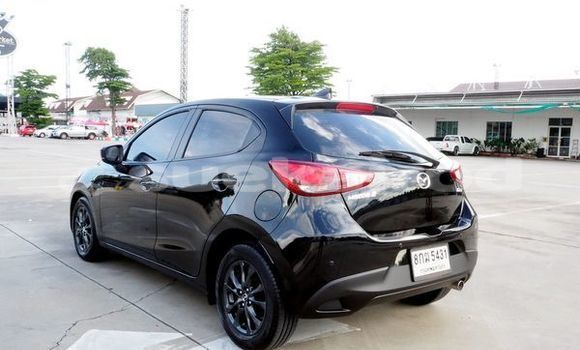 ซื้อ รถมือสอง Mazda Mazda 2 สีดำ รถยนต์ ใน %{เมือง} ใน กรุงเทพมหานคร ซื้อ รถมือสอง Mazda Mazda 2 สีดำ รถยนต์ ใน %{เมือง} ใน กรุงเทพมหานคร