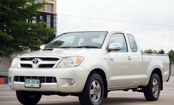 ซื้อ รถมือสอง Toyota Hiluxe VIGO เงิน รถยนต์ ใน %{เมือง} ใน กรุงเทพมหานคร