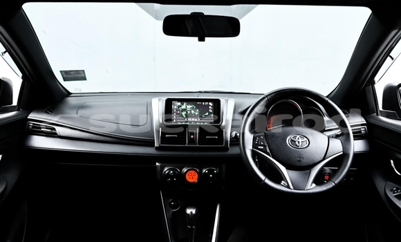 ซื้อ รถมือสอง Toyota Yaris สีดำ รถยนต์ ใน %{เมือง} ใน กรุงเทพมหานคร ซื้อ รถมือสอง Toyota Yaris สีดำ รถยนต์ ใน %{เมือง} ใน กรุงเทพมหานคร