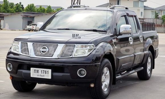 ซื้อ รถมือสอง Nissan Navara สีดำ รถยนต์ ใน %{เมือง} ใน กรุงเทพมหานคร