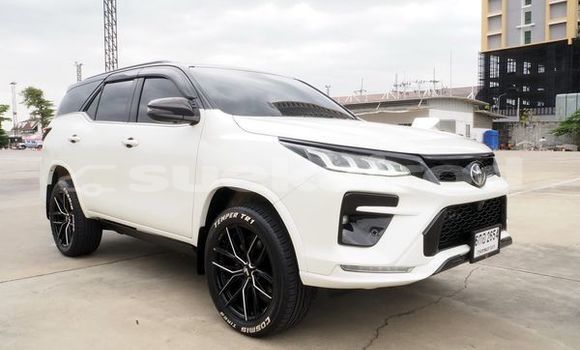 Buy Used Toyota Fortuner White Car in Bangkok in Bangkok Buy Used Toyota Fortuner White Car in Bangkok in Bangkok