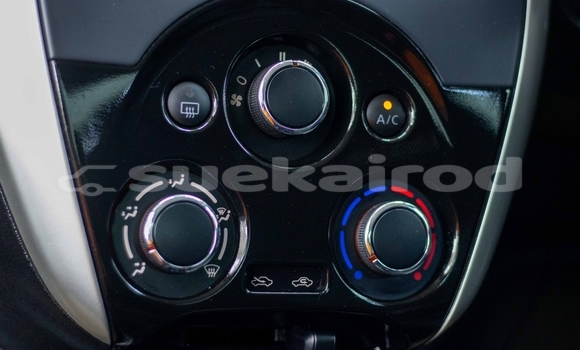 ซื้อ รถมือสอง Nissan Almera สีดำ รถยนต์ ใน %{เมือง} ใน กรุงเทพมหานคร ซื้อ รถมือสอง Nissan Almera สีดำ รถยนต์ ใน %{เมือง} ใน กรุงเทพมหานคร