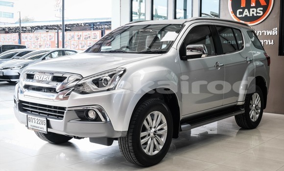 Buy Used Isuzu MU-X Silver Car in Bangkok in Bangkok
