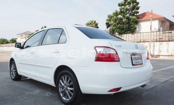 Buy Used Toyota Soluna Vios White Car in Bangkok in Bangkok Buy Used Toyota Soluna Vios White Car in Bangkok in Bangkok