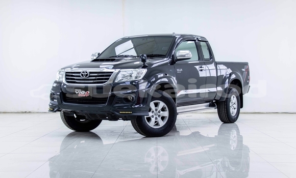 ซื้อ รถมือสอง Toyota Hiluxe VIGO สีดำ รถยนต์ ใน %{เมือง} ใน กรุงเทพมหานคร