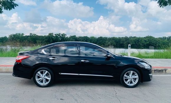 ซื้อ รถมือสอง Nissan Teana สีดำ รถยนต์ ใน %{เมือง} ใน กรุงเทพมหานคร ซื้อ รถมือสอง Nissan Teana สีดำ รถยนต์ ใน %{เมือง} ใน กรุงเทพมหานคร