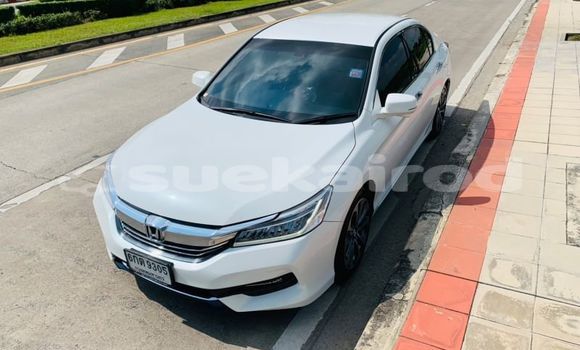 Buy Used Honda Accord White Car in Bangkok in Bangkok