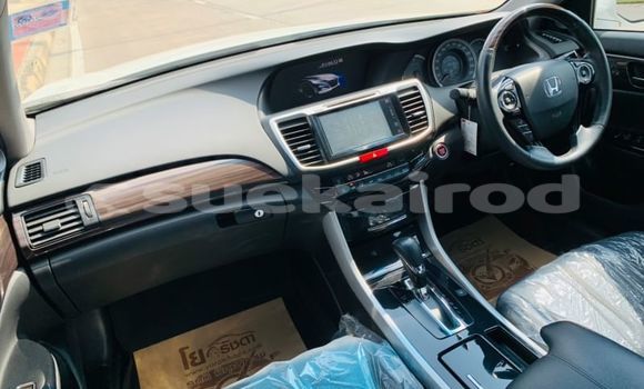 ซื้อ รถมือสอง Honda Accord ขาว รถยนต์ ใน %{เมือง} ใน กรุงเทพมหานคร ซื้อ รถมือสอง Honda Accord ขาว รถยนต์ ใน %{เมือง} ใน กรุงเทพมหานคร