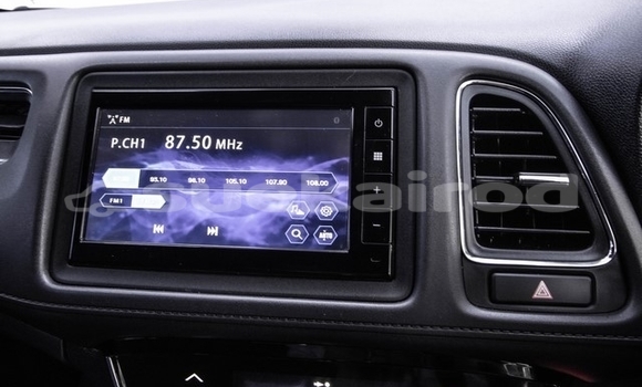 Buy Used Honda HRâV White Car in Bangkok in Bangkok Buy Used Honda HRâV White Car in Bangkok in Bangkok