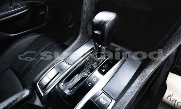 Buy Used Honda Civic White Car in Bangkok in Bangkok Buy Used Honda Civic White Car in Bangkok in Bangkok