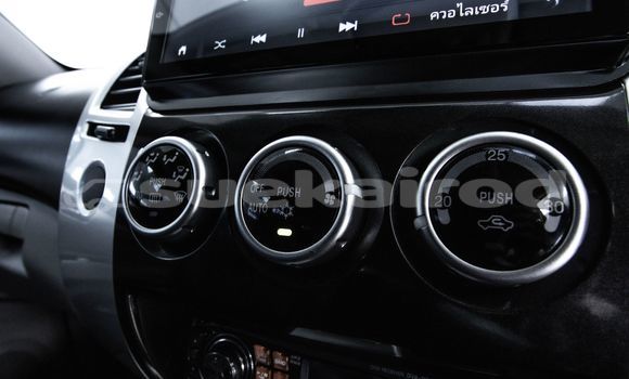 Buy Used Mitsubishi Pajero White Car in Bangkok in Bangkok Buy Used Mitsubishi Pajero White Car in Bangkok in Bangkok