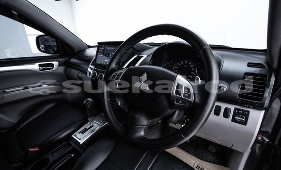 Buy Used Mitsubishi Pajero White Car in Bangkok in Bangkok Buy Used Mitsubishi Pajero White Car in Bangkok in Bangkok