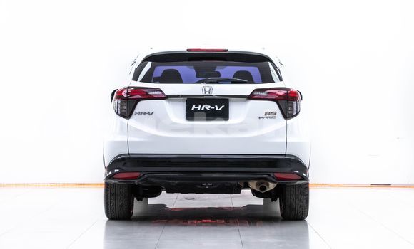 Buy Used Honda HR-V White Car in Bangkok in Bangkok Buy Used Honda HR-V White Car in Bangkok in Bangkok