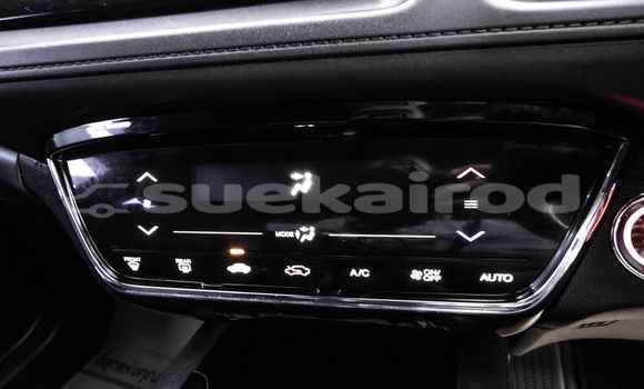 Buy Used Honda HR-V White Car in Bangkok in Bangkok Buy Used Honda HR-V White Car in Bangkok in Bangkok