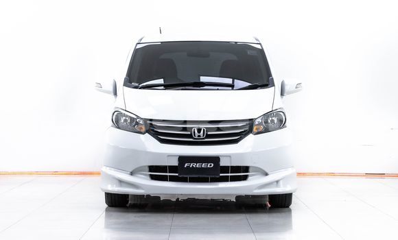 Buy Used Honda Freed White Car in Bangkok in Bangkok Buy Used Honda Freed White Car in Bangkok in Bangkok