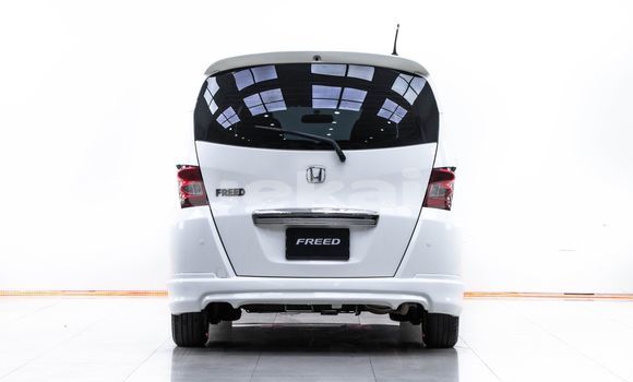Buy Used Honda Freed White Car in Bangkok in Bangkok Buy Used Honda Freed White Car in Bangkok in Bangkok