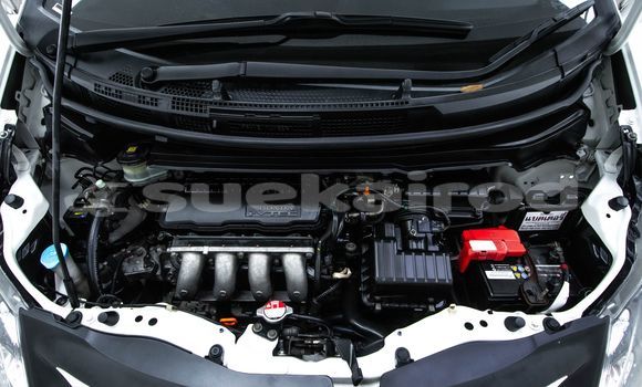 Buy Used Honda Freed White Car in Bangkok in Bangkok Buy Used Honda Freed White Car in Bangkok in Bangkok