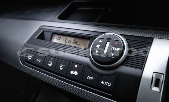 Buy Used Honda Freed White Car in Bangkok in Bangkok Buy Used Honda Freed White Car in Bangkok in Bangkok