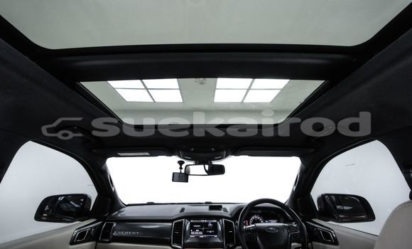 Buy Used Ford Everest Red Car in Bangkok in Bangkok Buy Used Ford Everest Red Car in Bangkok in Bangkok