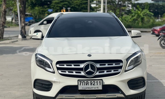 ซื้อ รถมือสอง Mercedes-Benz GLA-klasse ขาว รถยนต์ ใน %{เมือง} ใน กรุงเทพมหานคร ซื้อ รถมือสอง Mercedes-Benz GLA-klasse ขาว รถยนต์ ใน %{เมือง} ใน กรุงเทพมหานคร