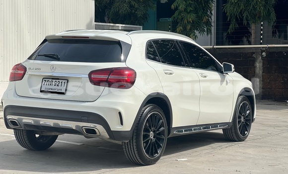 ซื้อ รถมือสอง Mercedes-Benz GLA-klasse ขาว รถยนต์ ใน %{เมือง} ใน กรุงเทพมหานคร ซื้อ รถมือสอง Mercedes-Benz GLA-klasse ขาว รถยนต์ ใน %{เมือง} ใน กรุงเทพมหานคร