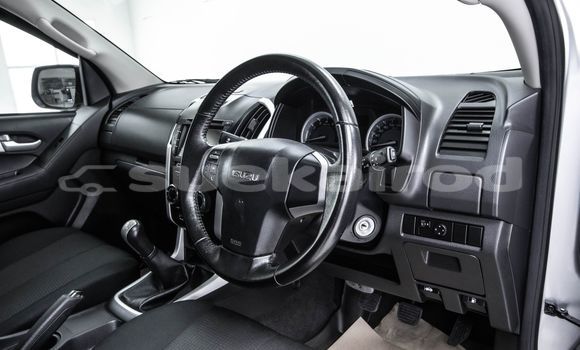 Buy Used Isuzu D-Max Other Car in Bangkok in Bangkok Buy Used Isuzu D-Max Other Car in Bangkok in Bangkok