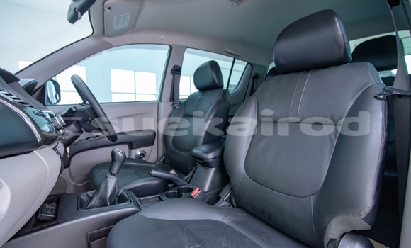 Buy Used Mitsubishi Triton White Car in Bangkok in Bangkok Buy Used Mitsubishi Triton White Car in Bangkok in Bangkok