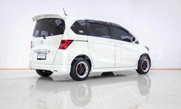 Buy Used Honda Freed White Car in Bangkok in Bangkok Buy Used Honda Freed White Car in Bangkok in Bangkok