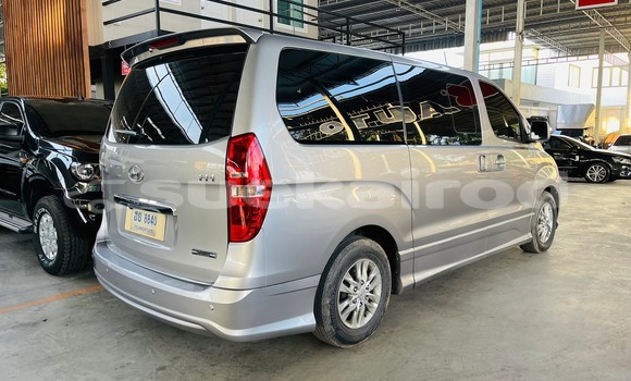 Buy Used Hyundai H1 Other Car in Bangkok in Bangkok Buy Used Hyundai H1 Other Car in Bangkok in Bangkok