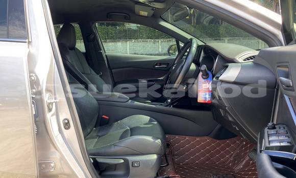 ซื้อ รถมือสอง Toyota C-HR อื่น ๆ รถยนต์ ใน %{เมือง} ใน กรุงเทพมหานคร ซื้อ รถมือสอง Toyota C-HR อื่น ๆ รถยนต์ ใน %{เมือง} ใน กรุงเทพมหานคร