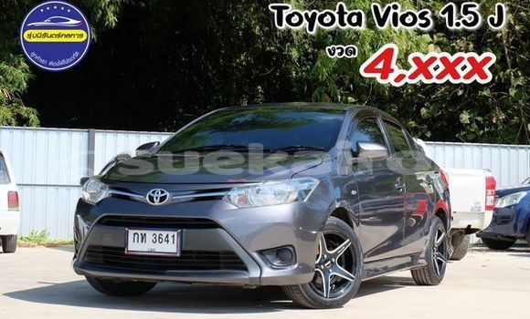 ซื้อ รถมือสอง Toyota Vios สีดำ รถยนต์ ใน %{เมือง} ใน กรุงเทพมหานคร