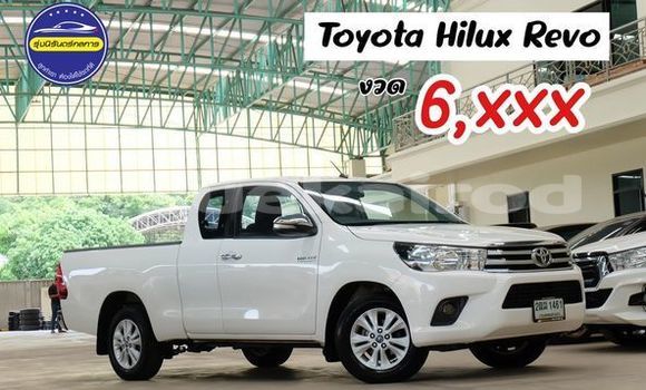 ซื้อ รถมือสอง Toyota Hiluxe Revo ขาว รถยนต์ ใน %{เมือง} ใน กรุงเทพมหานคร