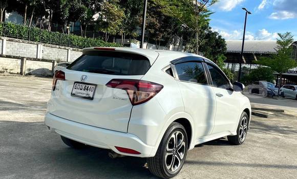 ซื้อ รถมือสอง Honda HR-V ขาว รถยนต์ ใน %{เมือง} ใน กรุงเทพมหานคร ซื้อ รถมือสอง Honda HR-V ขาว รถยนต์ ใน %{เมือง} ใน กรุงเทพมหานคร