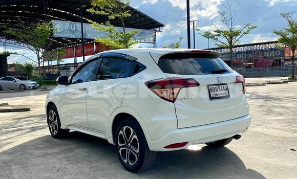 ซื้อ รถมือสอง Honda HR-V ขาว รถยนต์ ใน %{เมือง} ใน กรุงเทพมหานคร ซื้อ รถมือสอง Honda HR-V ขาว รถยนต์ ใน %{เมือง} ใน กรุงเทพมหานคร