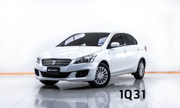 Buy Used Suzuki Ciaz White Car in Bangkok in Bangkok Buy Used Suzuki Ciaz White Car in Bangkok in Bangkok