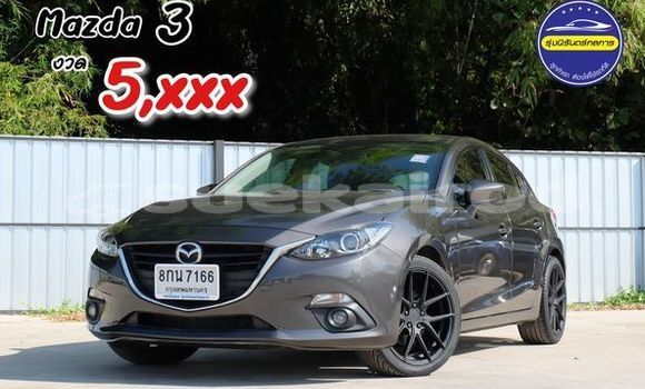 ซื้อ รถมือสอง Mazda Mazda 3 สีน้ำตาล รถยนต์ ใน %{เมือง} ใน กรุงเทพมหานคร