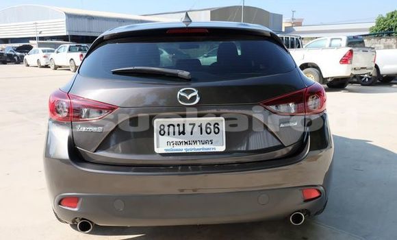 ซื้อ รถมือสอง Mazda Mazda 3 สีน้ำตาล รถยนต์ ใน %{เมือง} ใน กรุงเทพมหานคร ซื้อ รถมือสอง Mazda Mazda 3 สีน้ำตาล รถยนต์ ใน %{เมือง} ใน กรุงเทพมหานคร