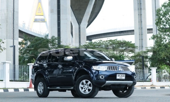 ซื้อ รถมือสอง Mitsubishi Pajero สีดำ รถยนต์ ใน %{เมือง} ใน กรุงเทพมหานคร