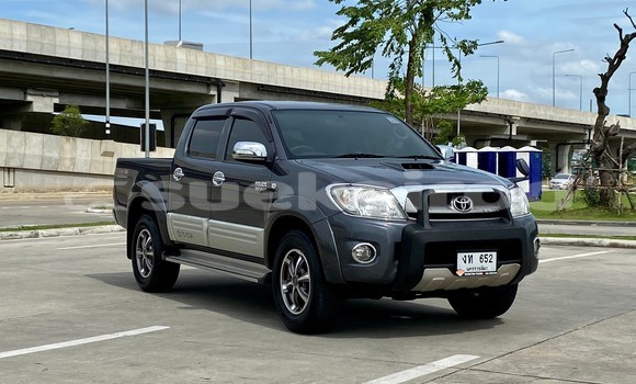 Buy Used Toyota Hiluxe VIGO Other Car in Bangkok in Bangkok Buy Used Toyota Hiluxe VIGO Other Car in Bangkok in Bangkok