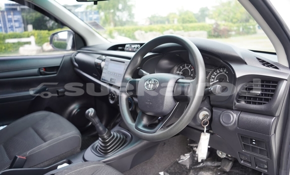 ซื้อ รถมือสอง Toyota Hiluxe Revo ขาว รถยนต์ ใน %{เมือง} ใน กรุงเทพมหานคร ซื้อ รถมือสอง Toyota Hiluxe Revo ขาว รถยนต์ ใน %{เมือง} ใน กรุงเทพมหานคร