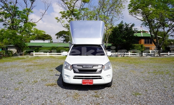 ซื้อ รถมือสอง Isuzu D-Max ขาว รถยนต์ ใน %{เมือง} ใน กรุงเทพมหานคร ซื้อ รถมือสอง Isuzu D-Max ขาว รถยนต์ ใน %{เมือง} ใน กรุงเทพมหานคร