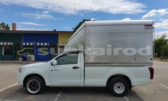 ซื้อ รถมือสอง Isuzu D-Max ขาว รถยนต์ ใน %{เมือง} ใน กรุงเทพมหานคร ซื้อ รถมือสอง Isuzu D-Max ขาว รถยนต์ ใน %{เมือง} ใน กรุงเทพมหานคร