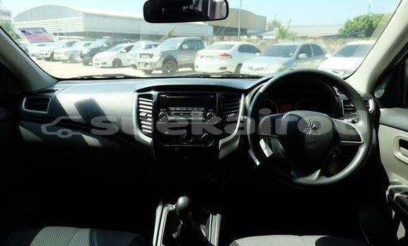 ซื้อ รถมือสอง Mitsubishi Triton เงิน รถยนต์ ใน %{เมือง} ใน กรุงเทพมหานคร ซื้อ รถมือสอง Mitsubishi Triton เงิน รถยนต์ ใน %{เมือง} ใน กรุงเทพมหานคร