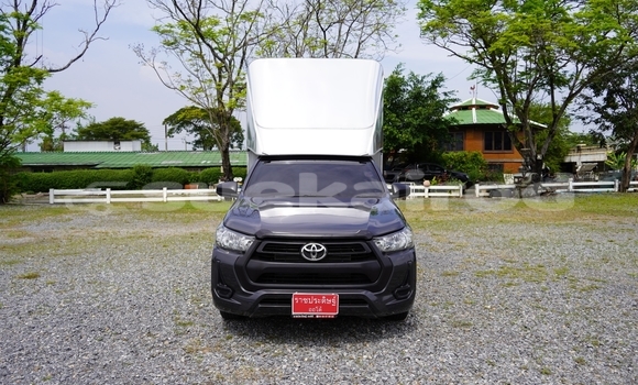 Buy Used Toyota Hiluxe Revo Black Car in Bangkok in Bangkok